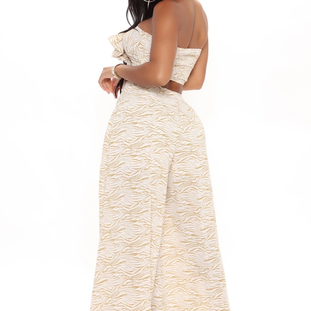 Elegant Cream Strapless set lime